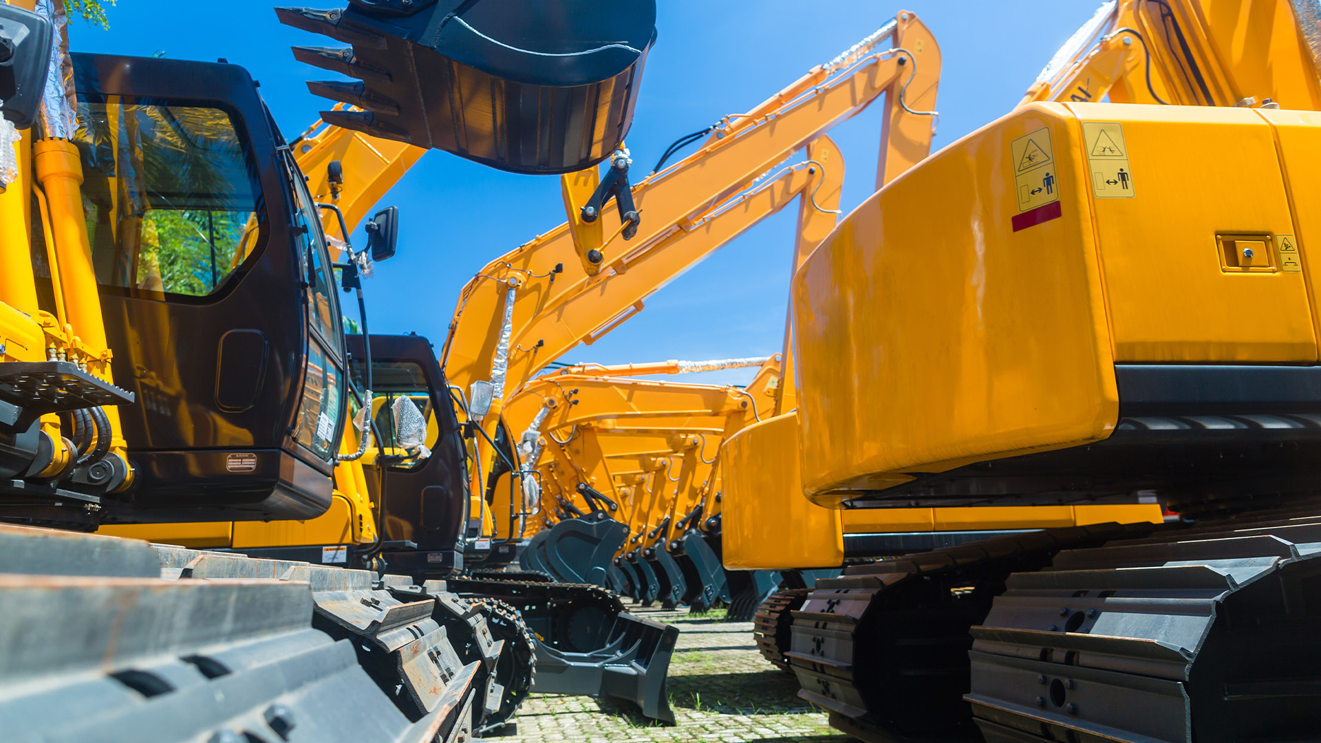 heavy-equipment-machinery-hero